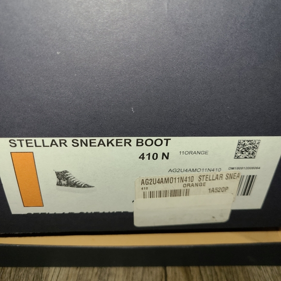 Louis Vuitton Catogram Stellar Sneaker Boot. Unisex - Picture 4 of 11